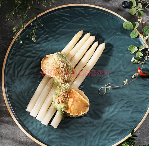 冻煮鲍鱼肉料理